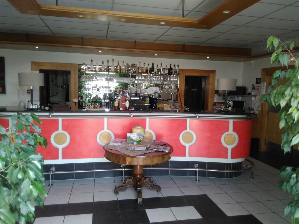 Les Logis D'Espale โซไซม์ ภายนอก รูปภาพ